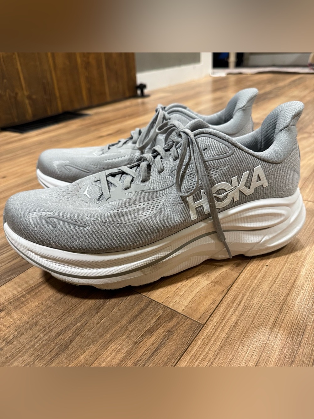 Hoka One One Clifton 10 Running Sneakers M Size 12 4E Stellar Grey 1162030-STLLR